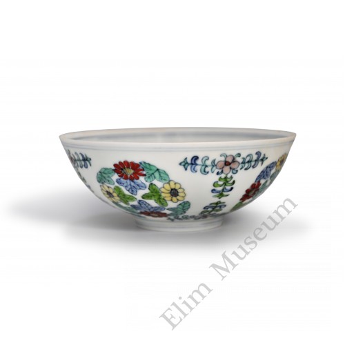 1460 A Pair of Ming Doucai bowls